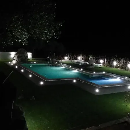 Bed & Breakfast Antico Borgo Di Dure Club